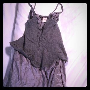 Elizabeth and James top